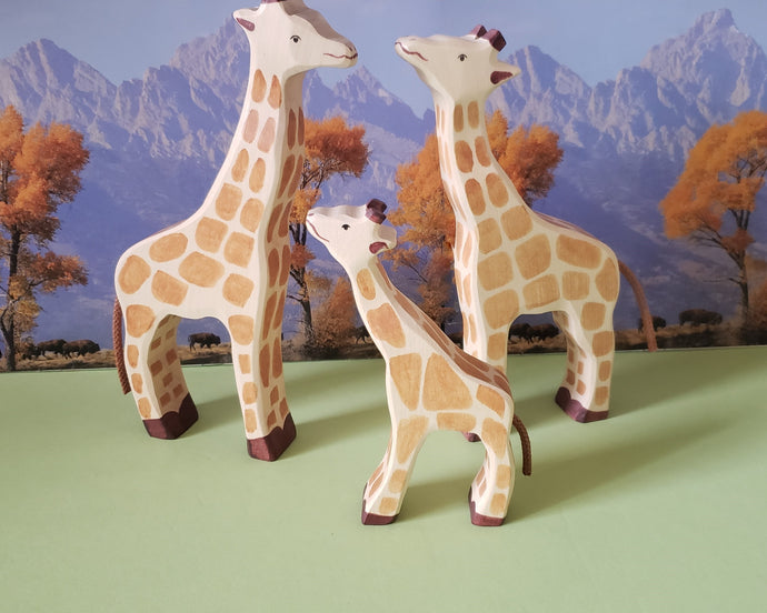 Giraffe family-Set of 3-Holztiger