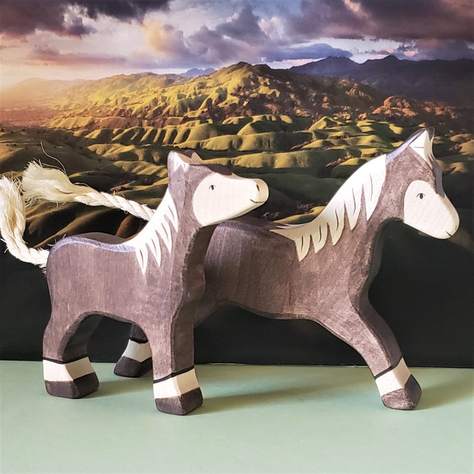 horse holztiger