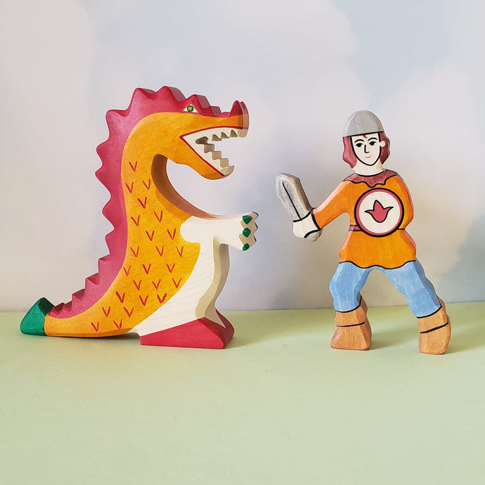 red dragon soldier holztiger